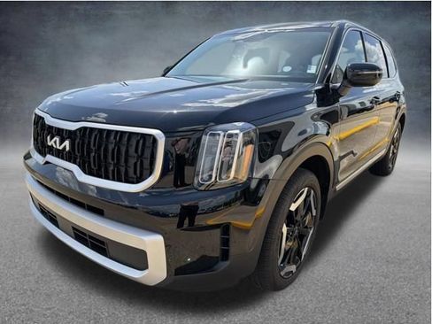Used 2025 Kia Telluride EX w/ EX Captain's Chair Package FWD image 4