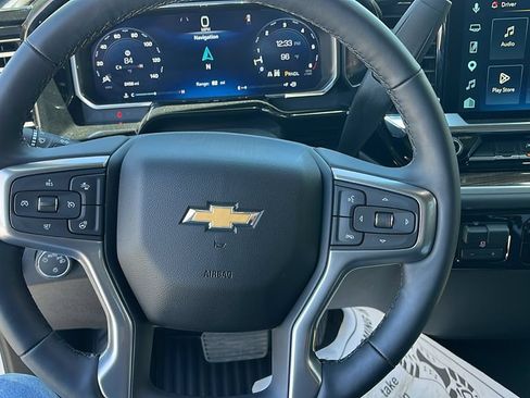 Used 2026 Chevrolet Silverado 1500 LT AWD/4WD image 12