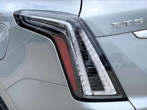 Used 2024 Cadillac XT5 Sportv w/ Technology Package AWD/4WD image 28