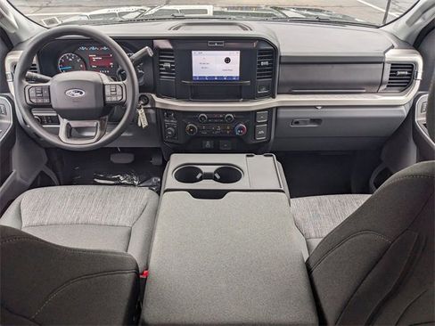 New 2025 Ford F350 XLT w/ FX4 Off-Road Package image 13