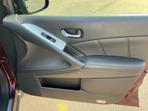 Used 2014 Nissan Murano SL w/ Navigation Package image 19