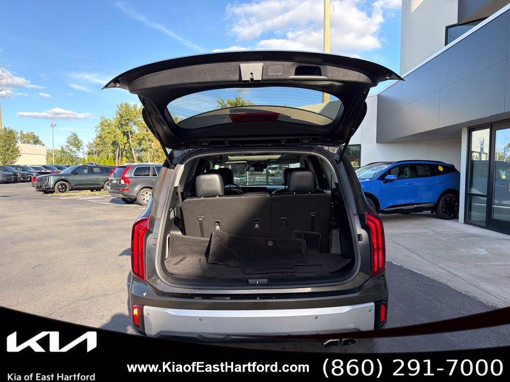 Certified 2024 Kia Telluride S w/ S Sunroof Package AWD/4WD image 15