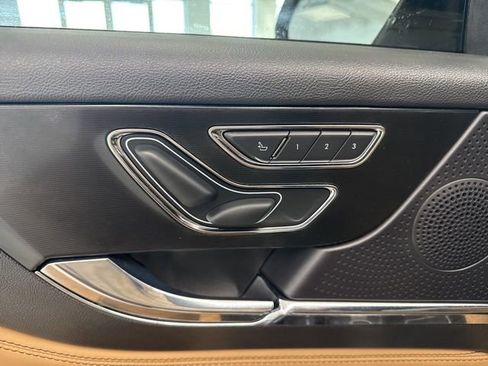 Used 2023 Lincoln Corsair Reserve image 18