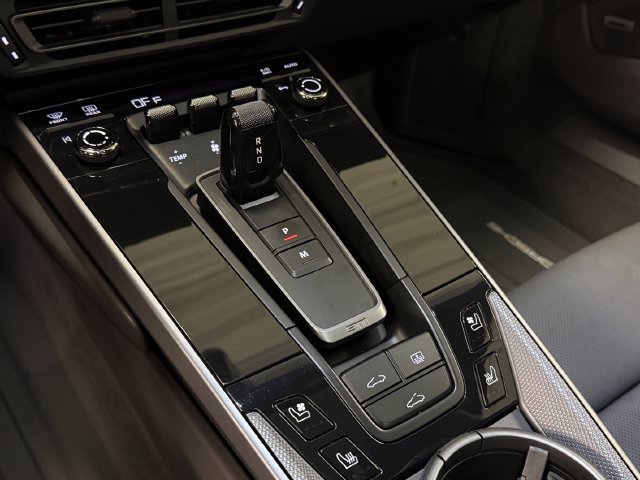 Certified 2020 Porsche 911 Carrera RWD image 22