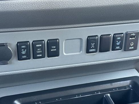 Used 2019 Nissan NV 3500 SL RWD image 31