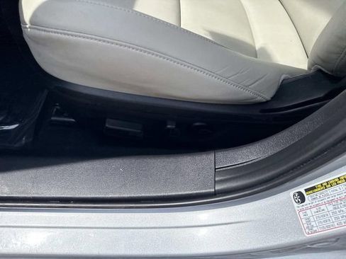 Used 2019 MAZDA MAZDA3 AWD Sedan w/ Preferred Package image 22