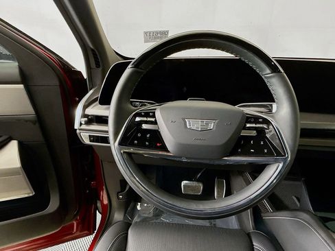 Used 2026 Cadillac Vistiq Sport w/ LPO, Floor Liner Package AWD/4WD image 13