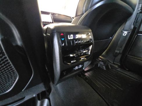Used 2022 Jeep Grand Cherokee L Overland AWD/4WD image 34