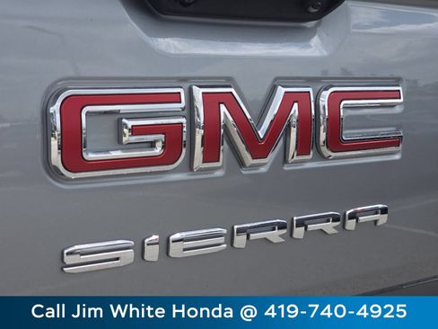 Used 2024 GMC Sierra 1500 Elevation AWD/4WD image 12