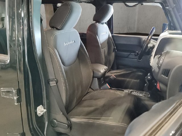 Used 2018 Jeep Wrangler Unlimited Sahara AWD/4WD image 29
