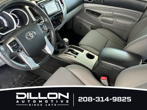 Used 2014 Toyota Tacoma 4x4 Double Cab w/ TRD Off-Road Package image 4