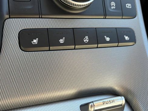 Used 2024 Hyundai Palisade Limited image 15