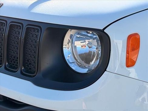 Used 2020 Jeep Renegade Sport image 4