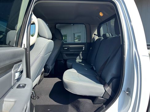 Used 2018 RAM 2500 SLT AWD/4WD image 12