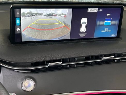 Used 2024 Genesis GV70 3.5T Sport image 13