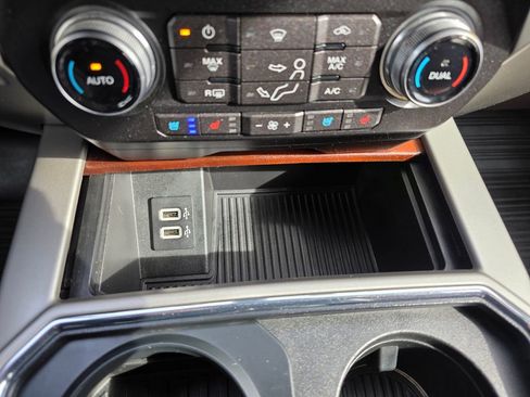 Used 2019 Ford F350 King Ranch w/ King Ranch Ultimate Package image 78