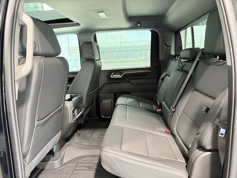 Used 2025 GMC Sierra 2500 Denali w/ Denali Reserve Package image 16
