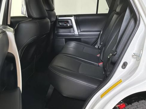 Used 2018 Toyota 4Runner Limited AWD/4WD image 13