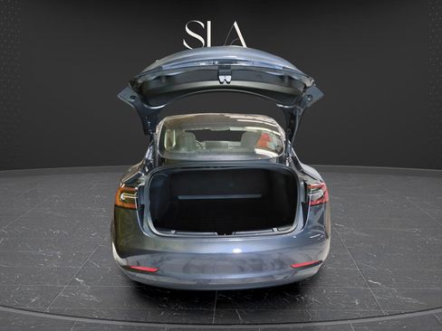 Used 2023 Tesla Model 3 Performance image 7