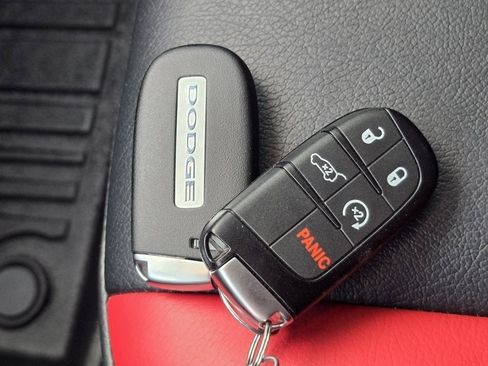Used 2025 Dodge Durango GT w/ Blacktop Package AWD/4WD image 33