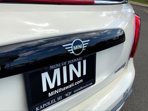 Certified 2022 MINI Cooper S w/ Driver Assistance Package image 31
