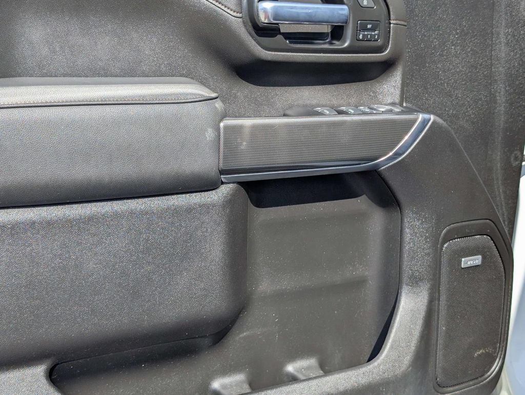 Used 2022 GMC Sierra 2500 AT4 w/ AT4 Premium Plus Package AWD/4WD image 14