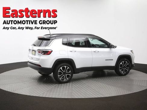 Used 2022 Jeep Compass Limited w/ Sun and Sound Group AWD/4WD image 42