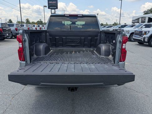 Used 2025 Chevrolet Silverado 1500 LT RWD image 13