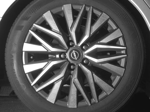 Used 2025 Nissan Altima 2.5 SV image 15