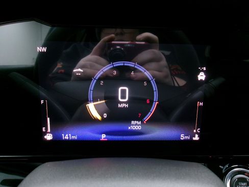 New 2026 Chevrolet Trax RS w/ Driver Confidence Package image 8