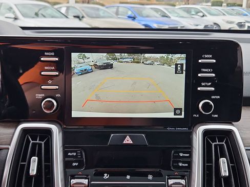Used 2021 Kia Sorento EX w/ Panoramic Sunroof Package image 17
