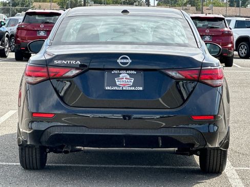 Certified 2025 Nissan Sentra SV FWD image 6