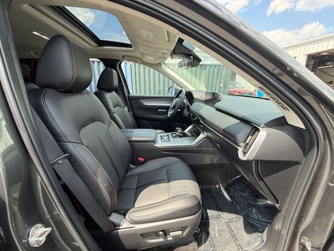 Used 2024 MAZDA CX-90 Plug-In Hybrid w/ Preferred AWD/4WD image 23