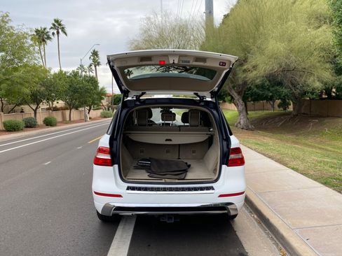 Used 2015 Mercedes-Benz ML 350 2WD w/ Premium 1 Package image 9