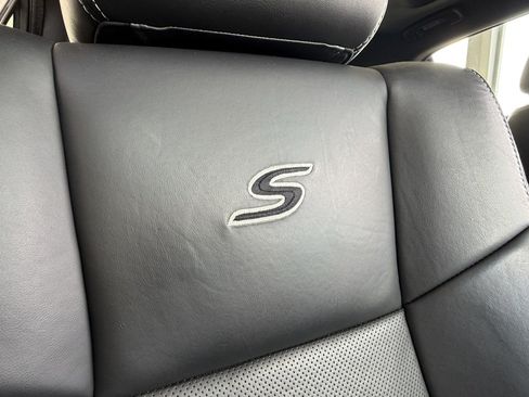 Used 2023 Chrysler 300 S w/ Comfort Group RWD image 30