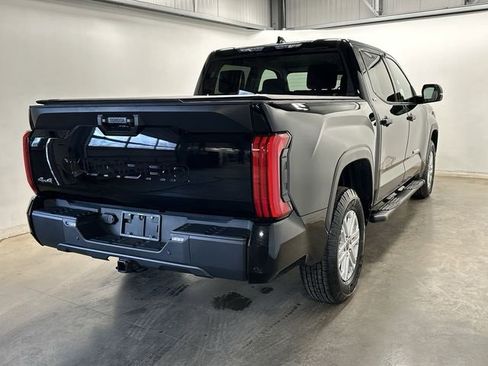 Used 2023 Toyota Tundra SR5 w/ SR5 Convenience Package image 32