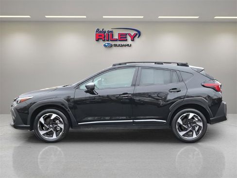 Certified 2025 Subaru Crosstrek 2.5i Limited w/ Crosstrek Mirror Package image 2