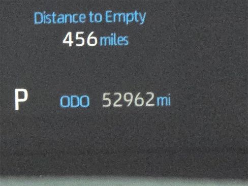 Certified 2023 Toyota Sienna LE image 30