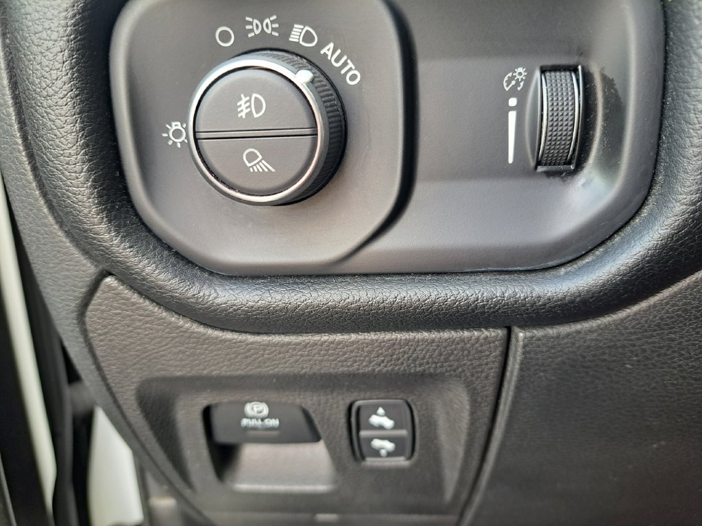 Used 2022 RAM 1500 Big Horn AWD/4WD image 23
