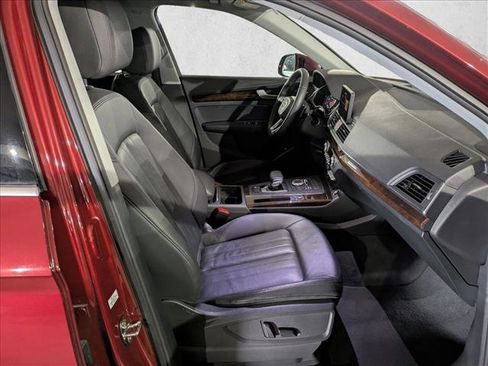 Used 2019 Audi Q5 2.0T Premium w/ Convenience Package image 27