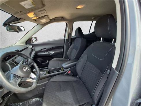 Used 2024 Nissan Kicks SV FWD image 13