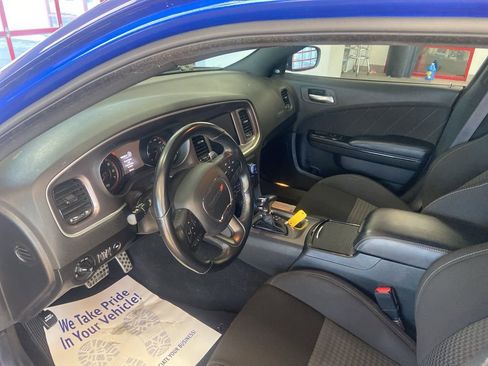Used 2021 Dodge Charger GT w/ Blacktop Package image 9