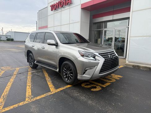 Used 2023 Lexus GX 460 Premium AWD/4WD image 3