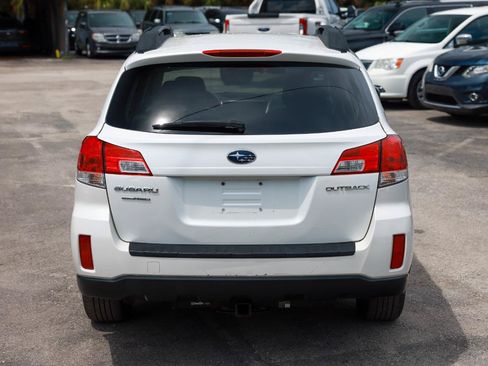 Used 2012 Subaru Outback 2.5i Premium w/ Popular Pkg 1B AWD/4WD image 9