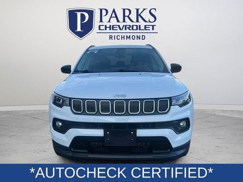 Used 2022 Jeep Compass Latitude w/ Convenience Group AWD/4WD image 2