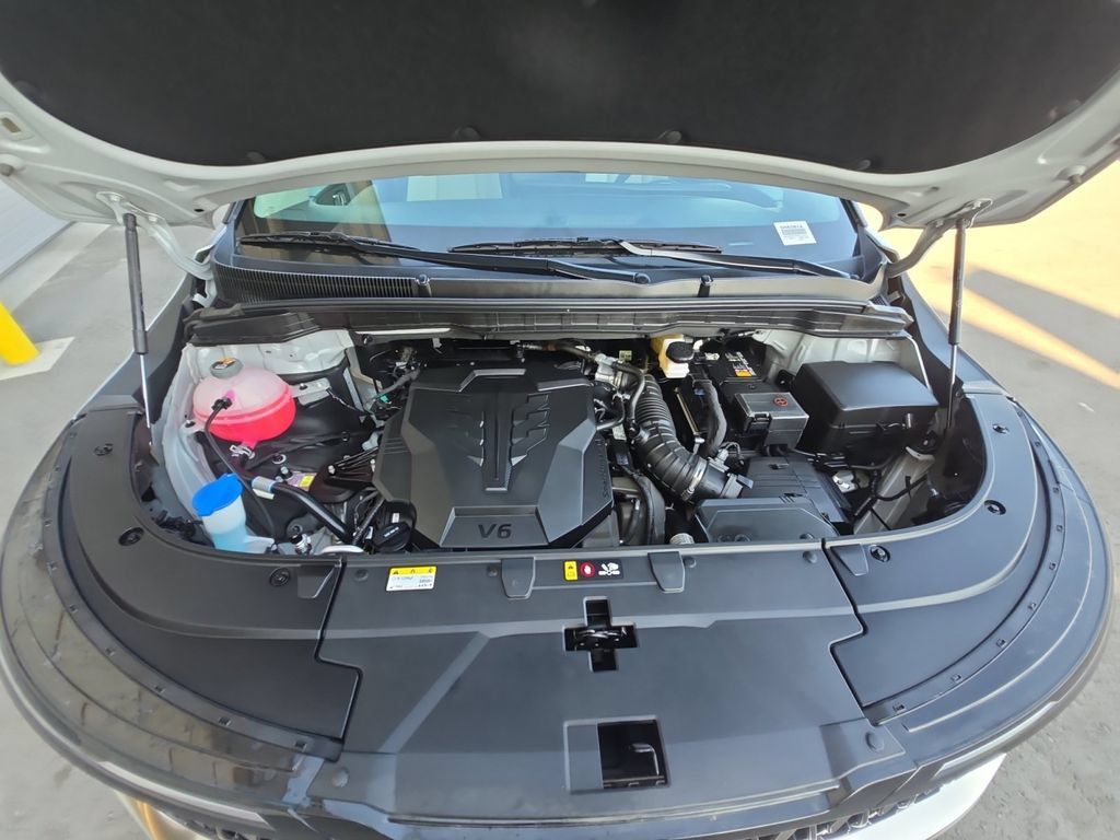 Used 2026 Kia Carnival EX FWD image 30