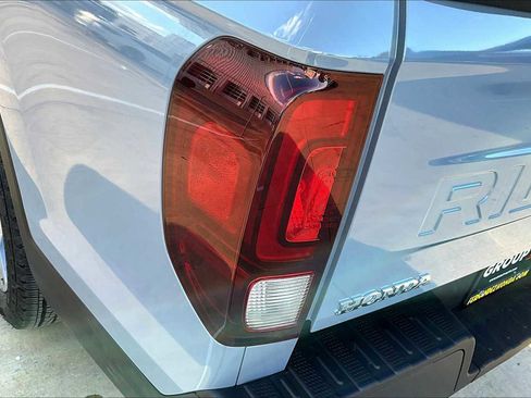 New 2026 Honda Ridgeline RTL image 14