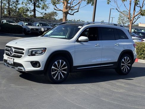 Used 2022 Mercedes-Benz GLB 250 image 4