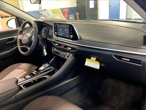 Used 2021 Hyundai Sonata SE FWD image 14
