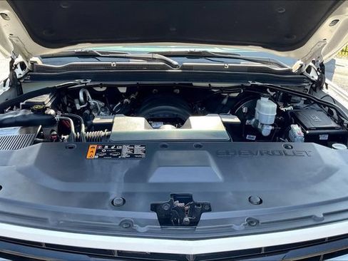 Used 2019 Chevrolet Suburban Premier w/ RST 6.2L Performance Edition AWD/4WD image 32